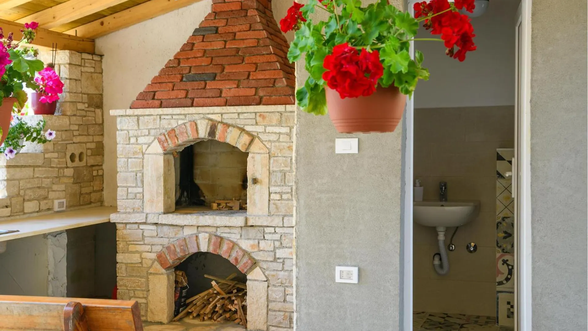 Nice Home In Vodnjan With Kitchen Mednjan Croatia